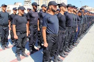 تخريج 67 طالباً مستجداً حصلوا على دورات قرآنية وشرعية بخانيونس