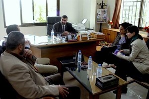 الداخلية تبحث التعاون المشترك مع الصليب الأحمر 