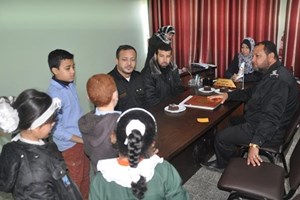 الدفاع المدني يُكرم مدرسة الشهيدة فاطمة النجار