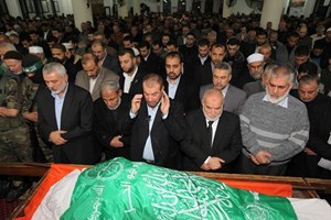 بالصور: تشييع جثمان المحرر "مجدي حماد" 