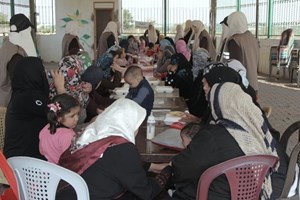 بالصور ... رحلة ترفيهية للنزيلات وأبنائهنّ في مدينة النور