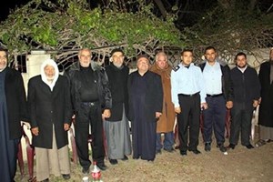 مركز جباليا النزلة يزور عدداً من العائلات