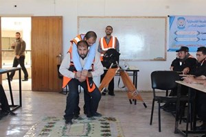 كلية الشرطة تعقد محاضرة في طرق الاخلاء والنقل