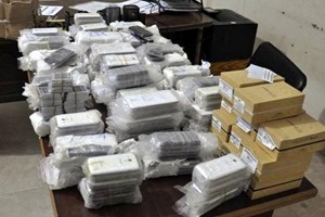 ضبط "300" هاتف محمول حديث مُهربة برفح