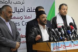 معبر رفح يستقبل الأحد قافلتين لكسر الحصار