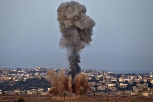 سلسلة غارات صهيونية وسط وجنوب القطاع 