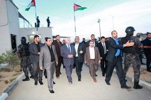 صور: الداخلية تُؤمن وصول "وفد منظمة التحرير"