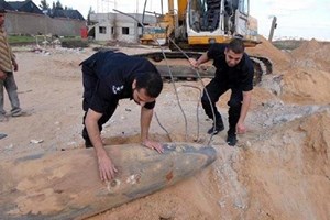 هندسة متفجرات شمال غزة تفكك قنبلة "أف 16"