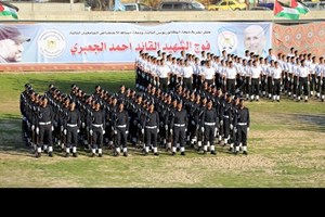 بالصور.. كلية الشرطة تخرّج فوج "الشهيد الجعبري"