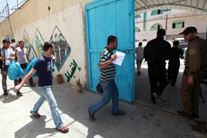 الداخلية تفرج عن 10 نزلاء محكومين