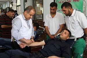 الخدمات الطبية تنظم حملة تبرع بالدم لشرطة التفاح