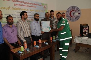 الخدمات الطبية تكرم طواقمها الإسعافية بمستشفى بلسم 