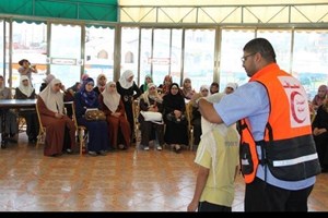 محاضرات إسعافات أولية لطالبات المخيمات الصيفية