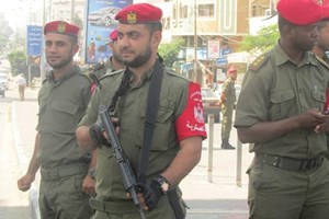 صور ،،، الشرطة العسكرية تشارك في تأمين زيارة رئيس الوزراء لغزة