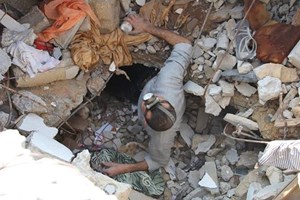 صور.. هندسة المتفجرات تتلف لغماً أرضياً من مخلفات الاحتلال بخانيونس