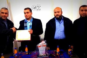 داخلية الشمال تكرم موظفاً بعد خدمته 20 عاماً