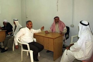 عشائر خانيونس تعالج 97 قضية خلال أبريل