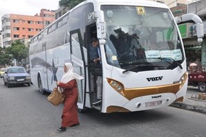 إمداد الداخلية يشرع بتنفيذ حملة المواصلات المجانية للمواطنين