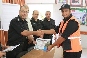 اختتام دورة "التحقيق في أسباب الحرائق" لضباط الدفاع المدني