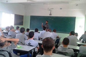 توجيه خانيونس يطلق سلسلة محاضرات دعوية وفكرية وسلوكية وأمنية لطلبة الثانوية