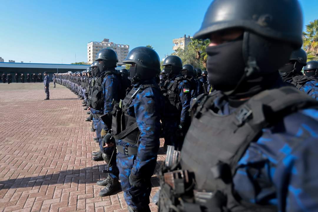 الشرطة تنظم طابور أركان لقواتها في ذكرى "الفرقان"