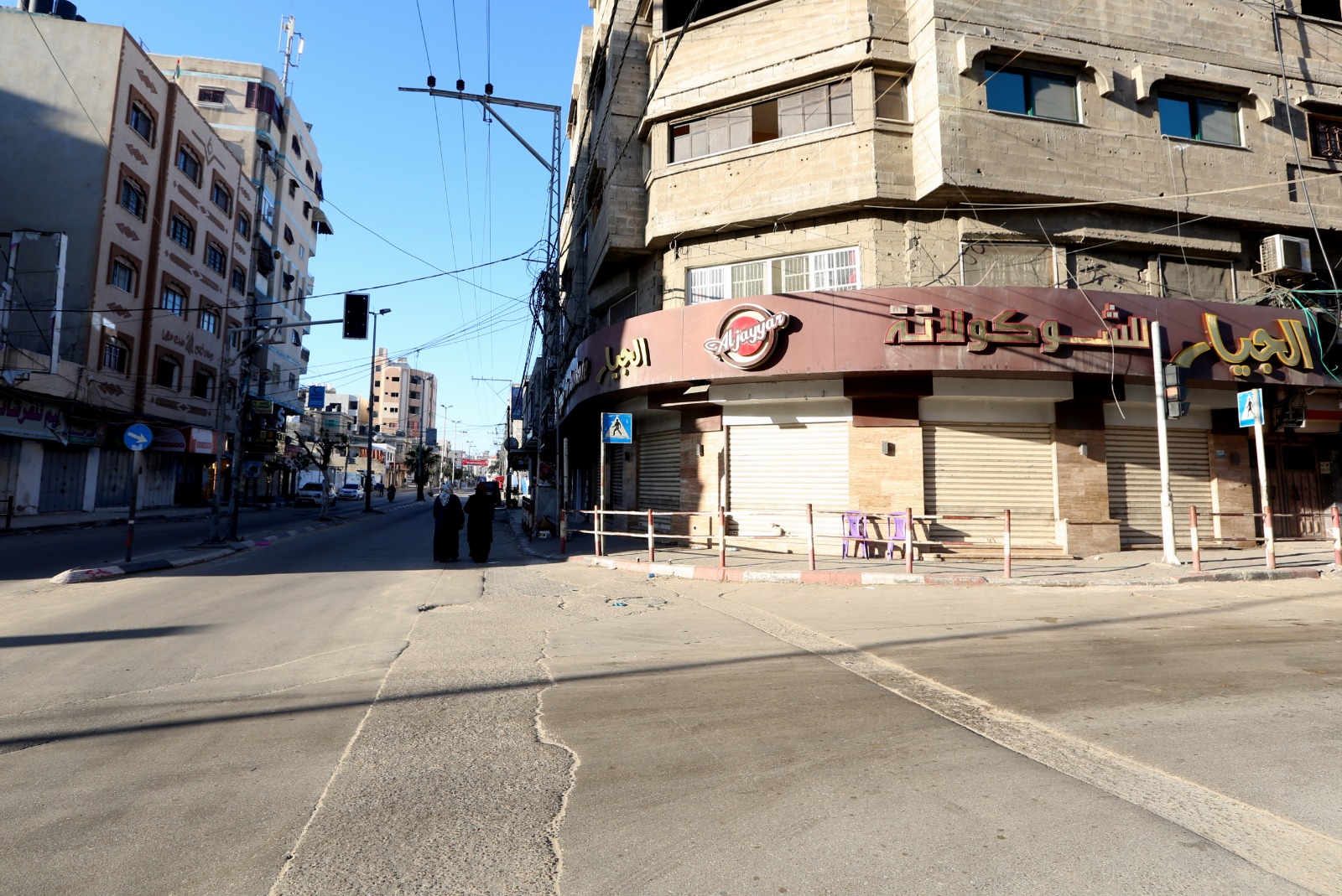 استمرار الإغلاق الكلي للمحال والمنشآت (الجمعة والسبت) للأسبوع السابع