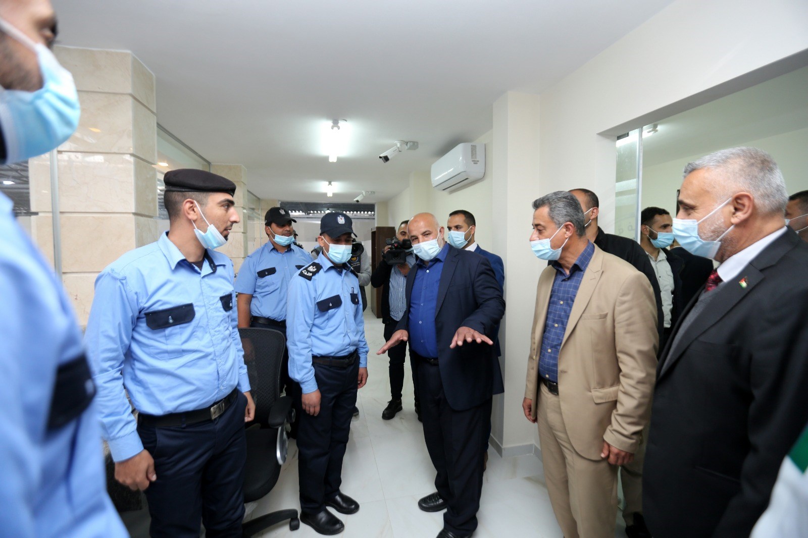 "هيئة المعابر" تفتتح صالة المسافرين الجديدة بمنفذ "بيت حانون"