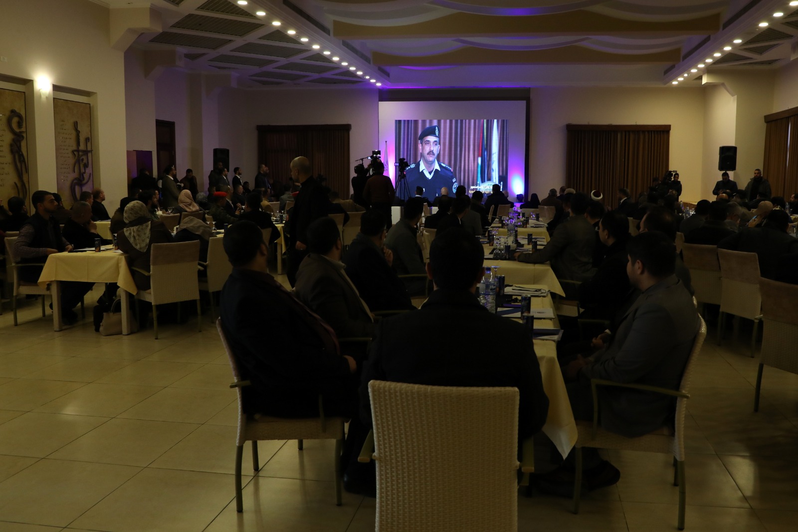 كلية الرباط الجامعية تعقد المؤتمر العلمي حــول "الجريمة الإلكترونية"