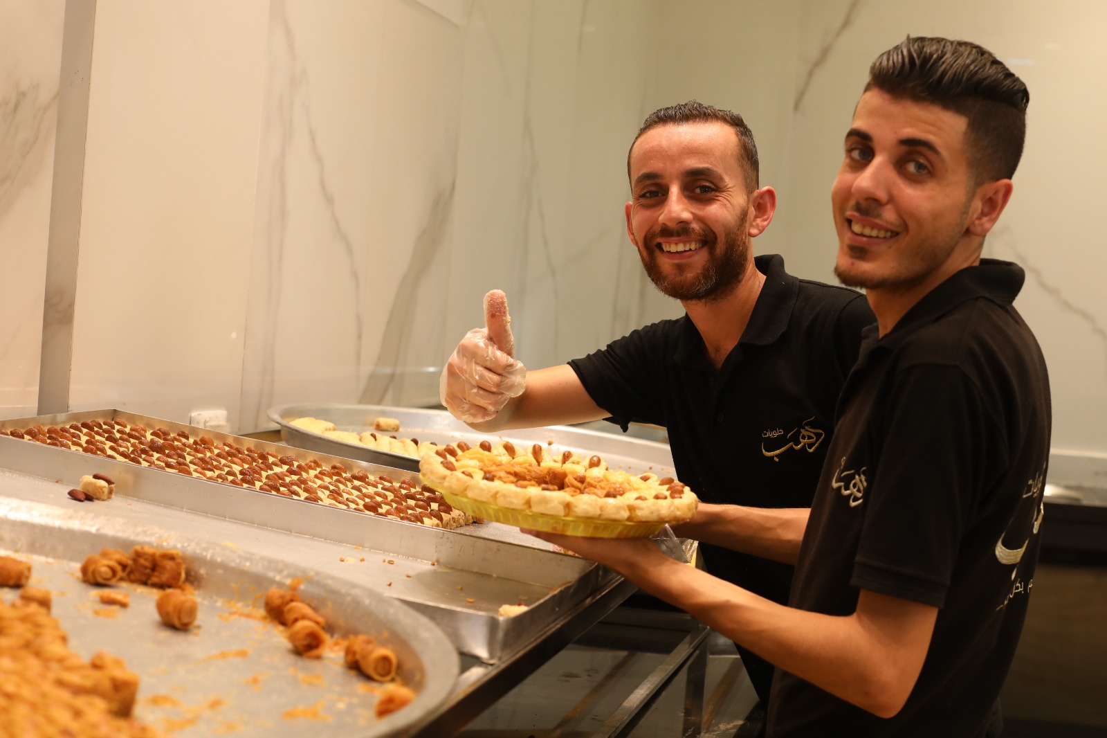 قضاء المواطنين في غزة إجازة نهاية الأسبوع 