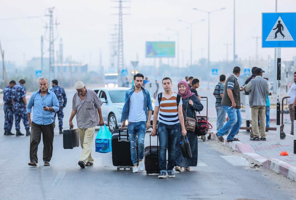 مغادرة حجاج المكرمة السعودية والحالات الإنسانية عبر معبر رفح (الأحد 27 أغسطس 2017)