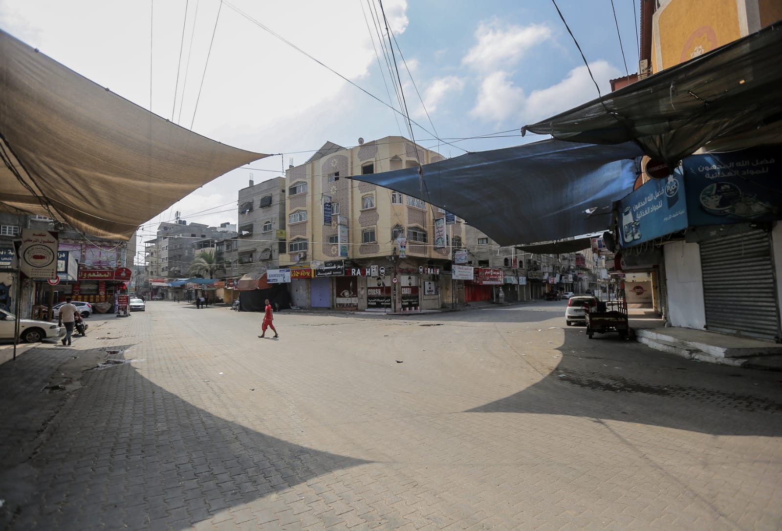 صور من تشديد الإجراءات الوقائية وحظر التجول في محافظة شمال غزة