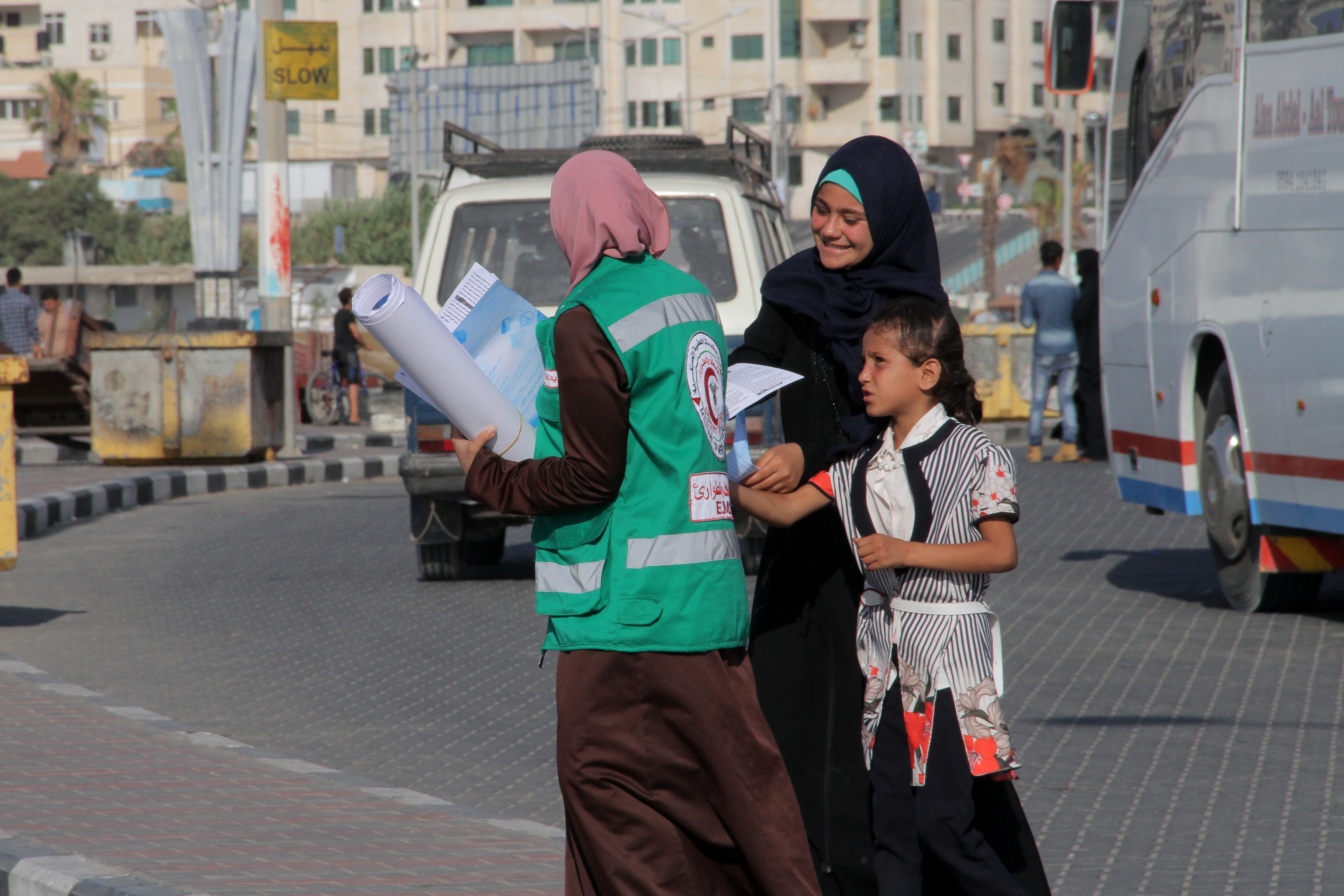 الحملة التوعية للمصطافين من ضربات الشمس ولسعات القناديل