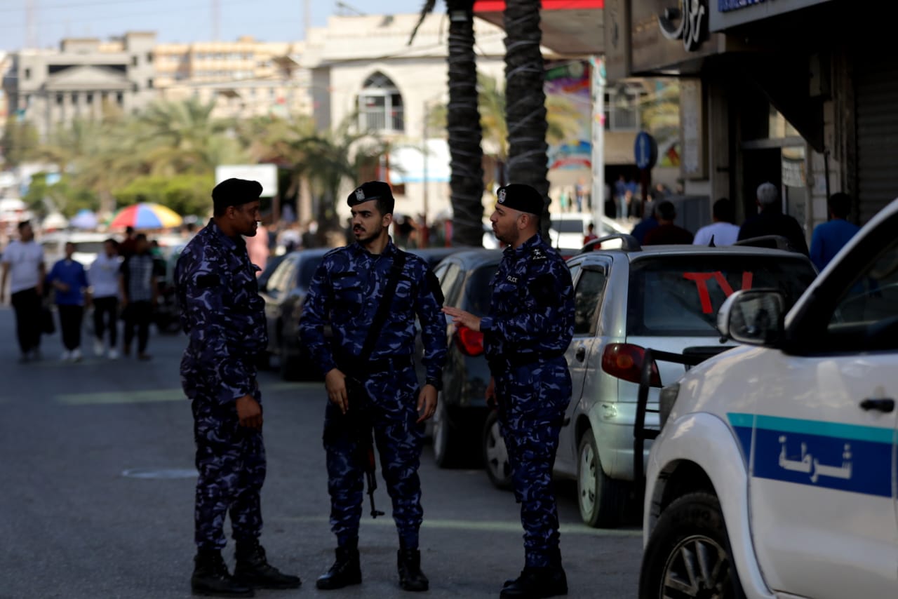 أجهزة الداخلية تُؤمن مهرجاناً لتأبين شهداء العدوان الإسرائيلي