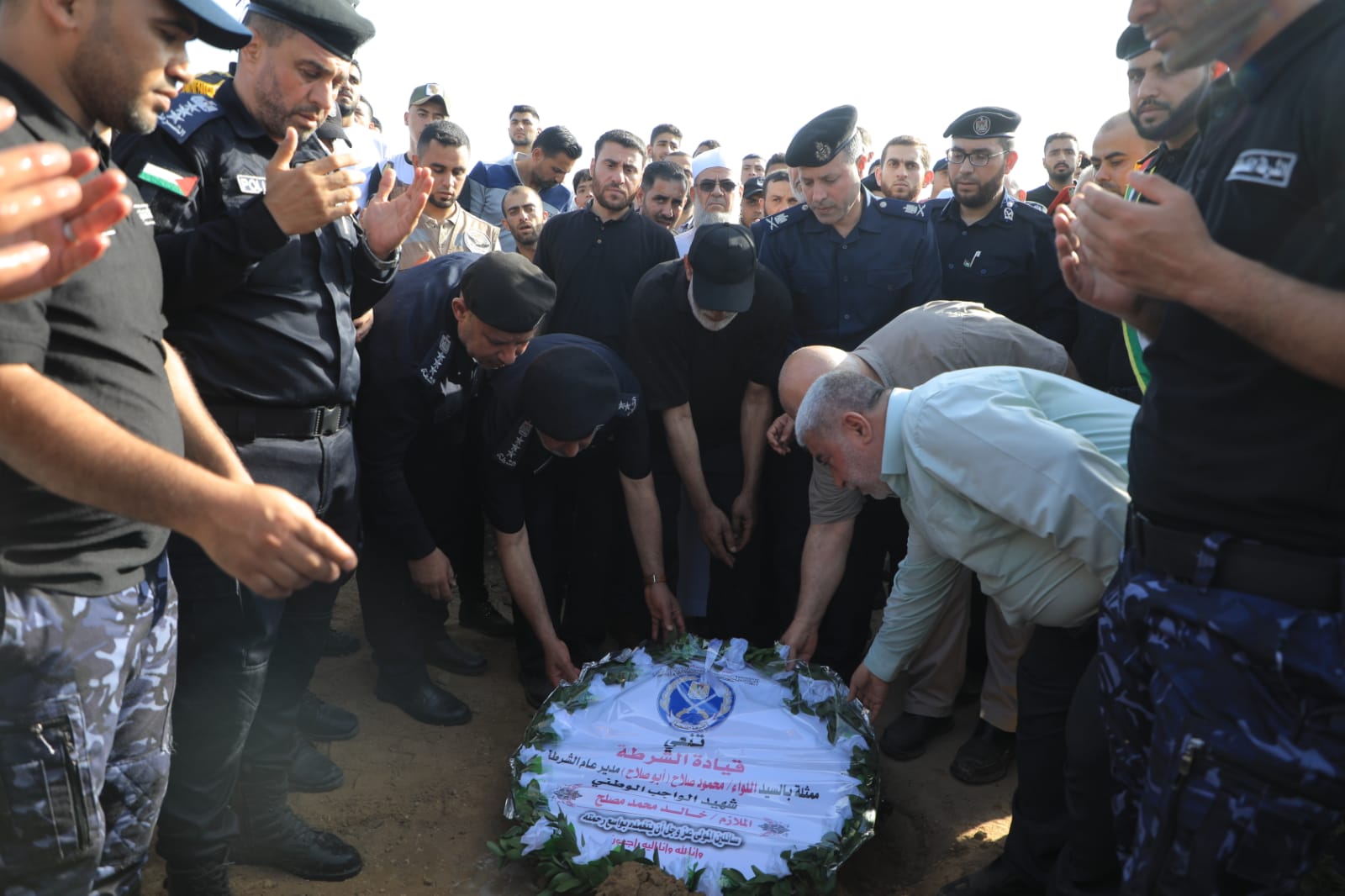 تشييع جثمان شهيد الواجب "مصلح" بموكب عسكري بمشاركة قيادة "الداخلية" والشرطة