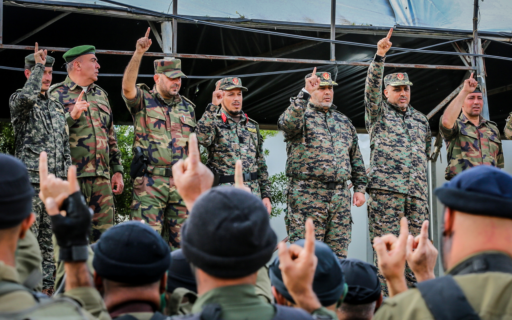 مسير عسكري لدورات قادة السرايا 5، وتأهيل الضباط 15، وصف ضباط 16 بقوات الأمن الوطني