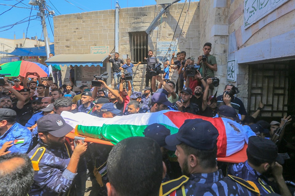 تشييع شهداء الواجب الذين ارتقوا في تفجير حاجزي الشرطة