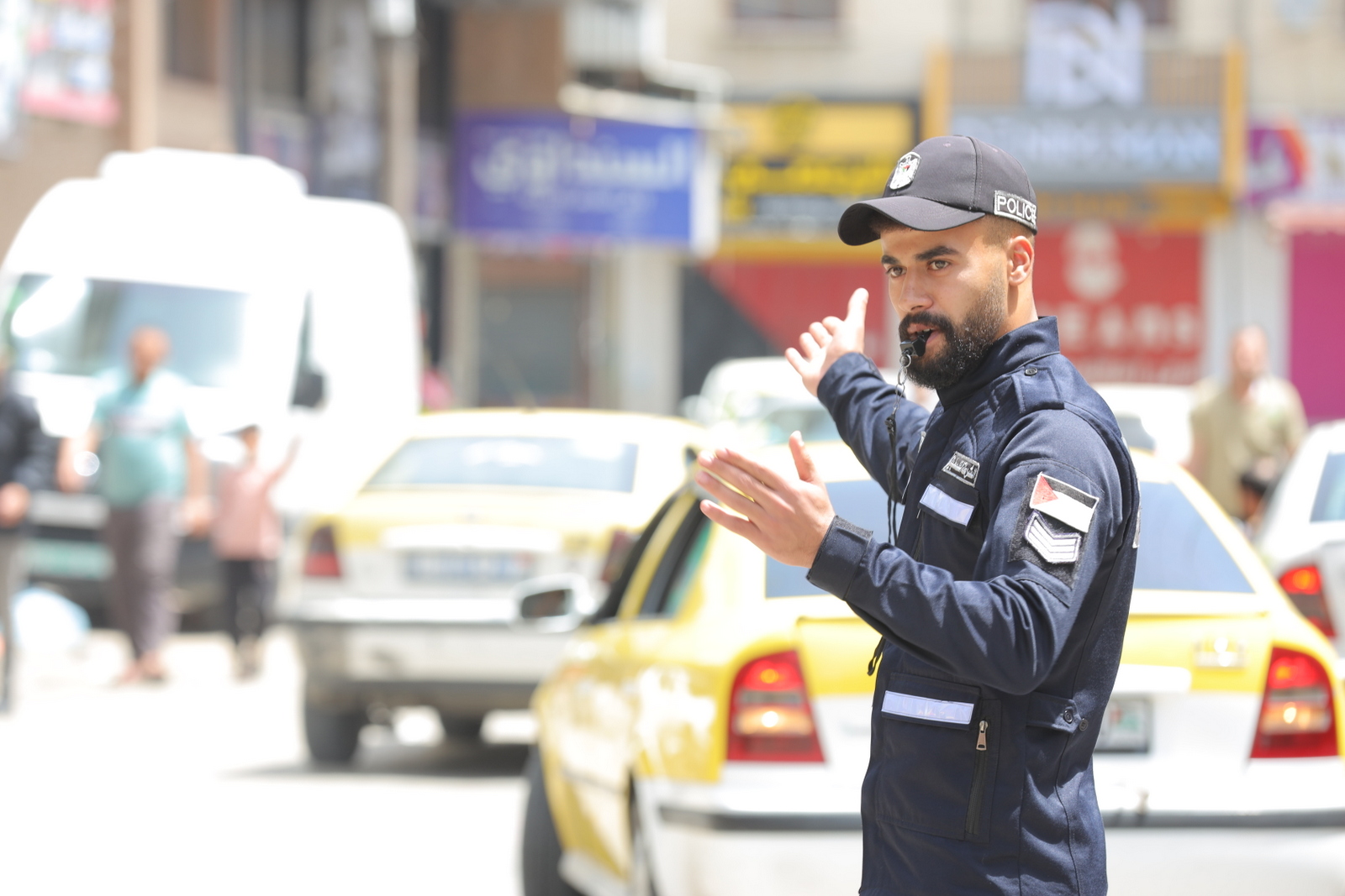 سير الحياة اليومية واستقرار الجبهة الداخلية في غزة في اليوم الرابع للعدوان الإسرائيلي