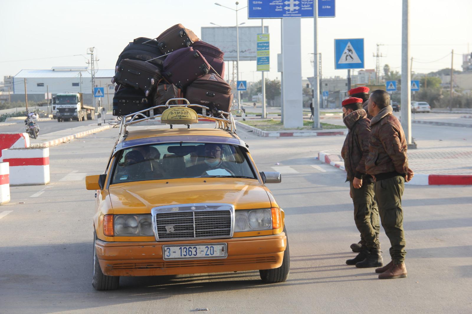 عمل معبر رفح البري في كلا الاتجاهين