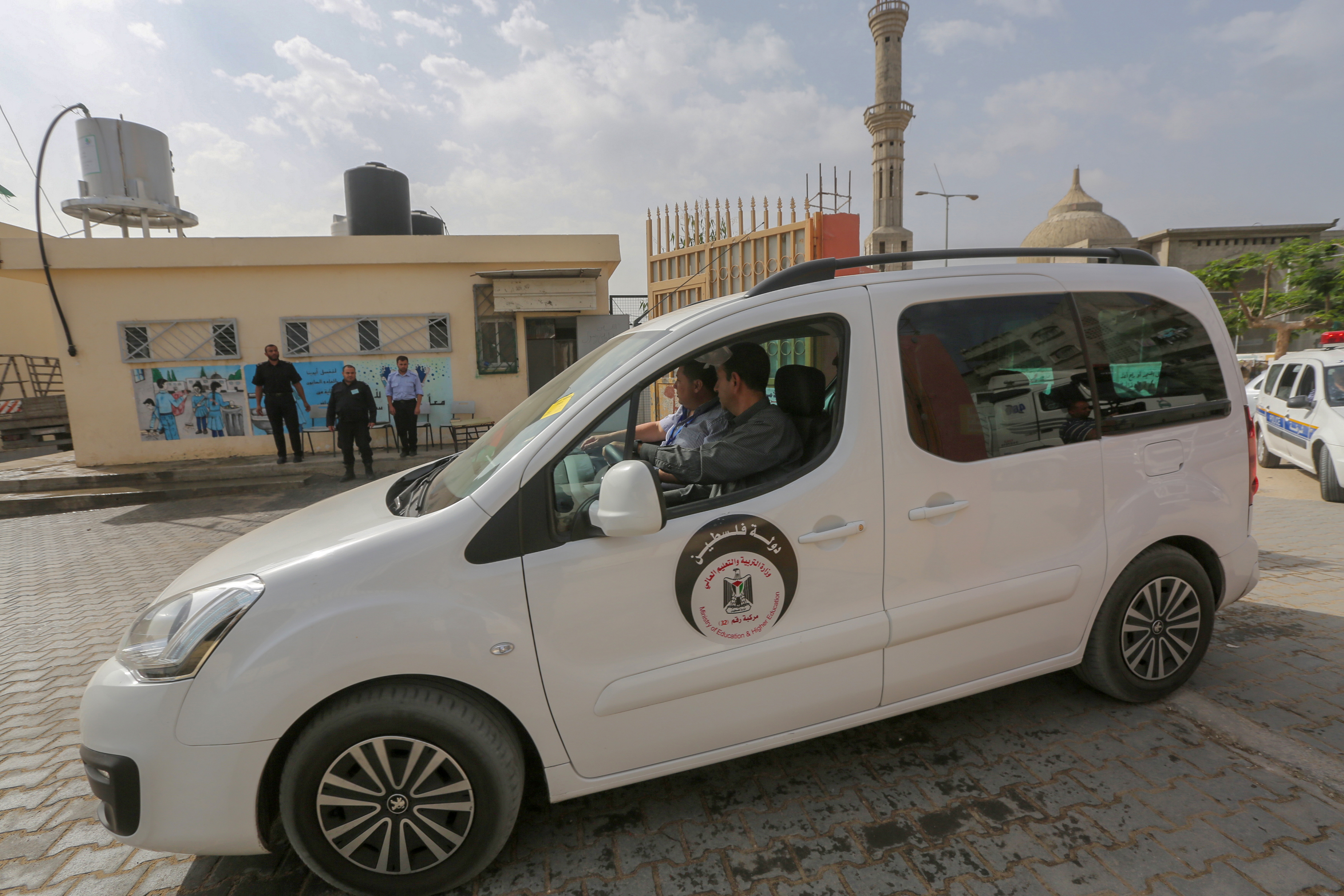 تأمين الأجهزة الأمنية لعقد امتحانات الثانوية العامة (إنجاز 2018)