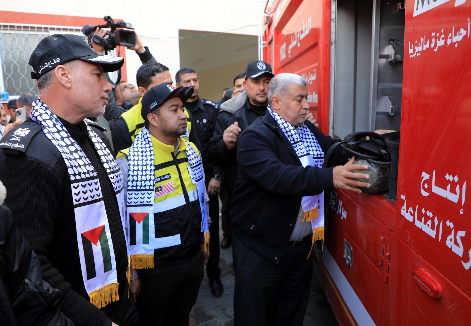 الدفاع المدني يُعلن إنجاز مشروع إنشاء مركبات وترميم مقار 