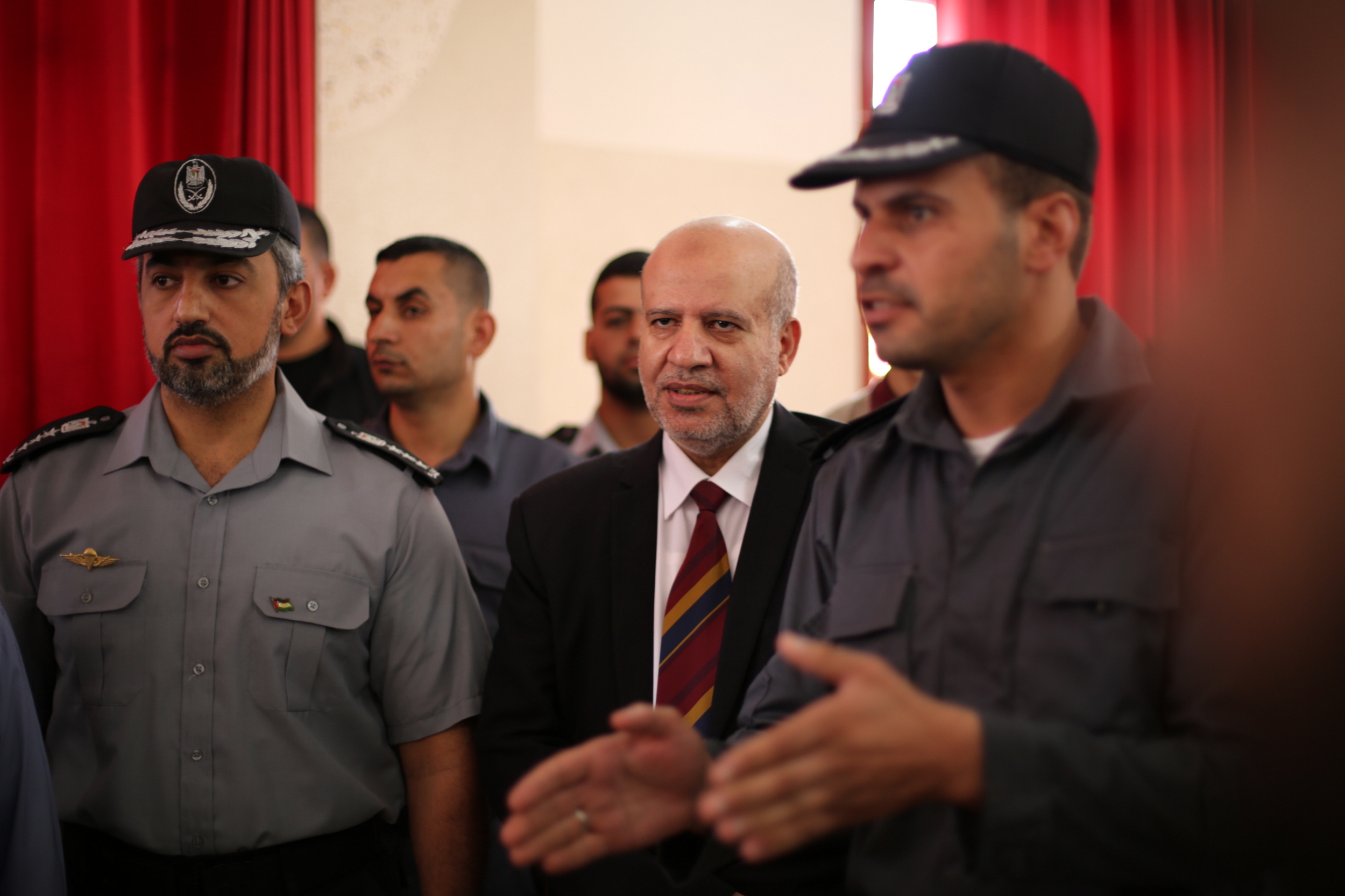 "التشريعي" يتفقد سير اختبارات التوظيف بمديرية التدريب