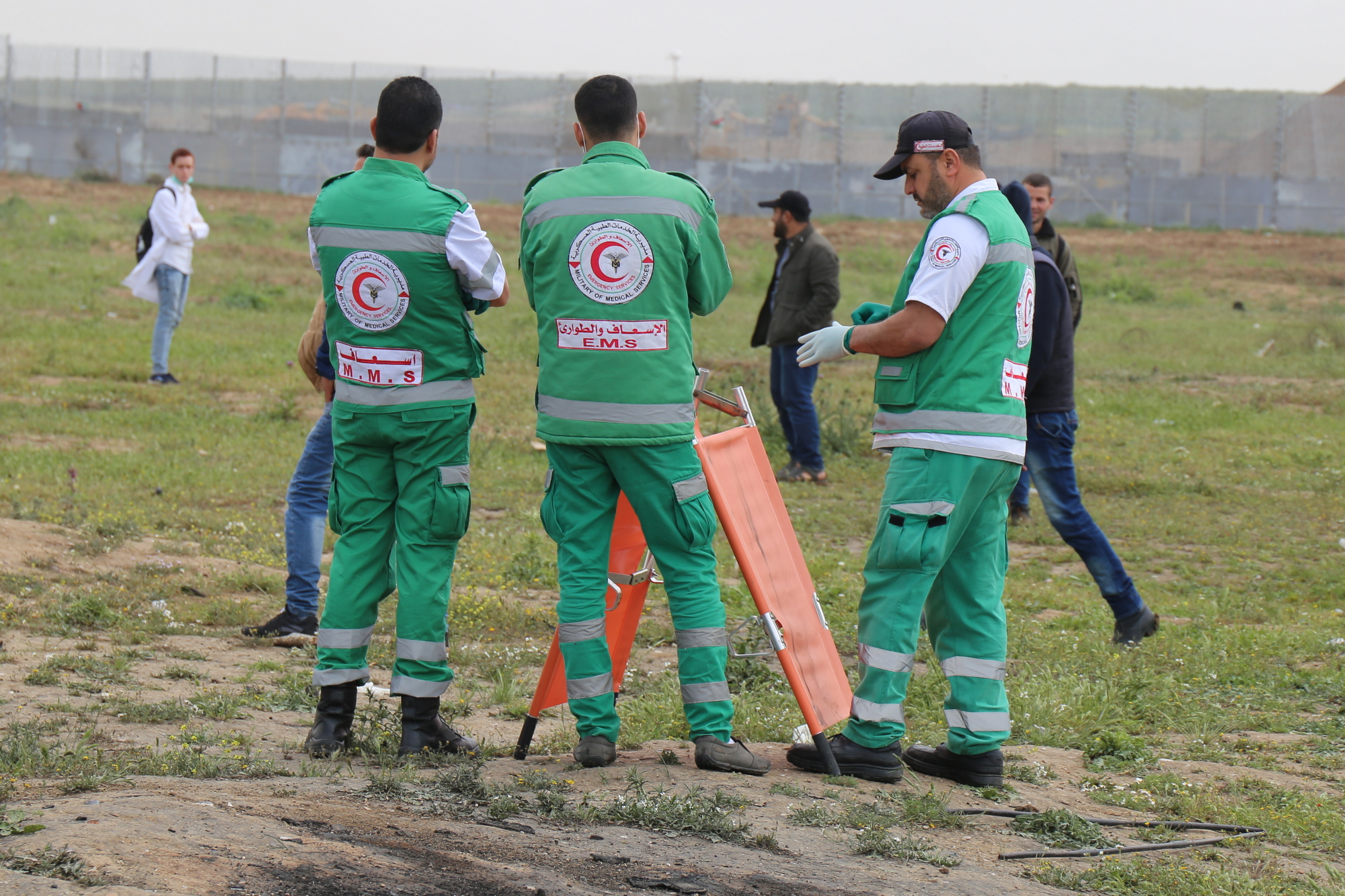 أجهزة الداخلية تُساند جماهير شعبنا المشاركة في مليونية الأرض والعودة