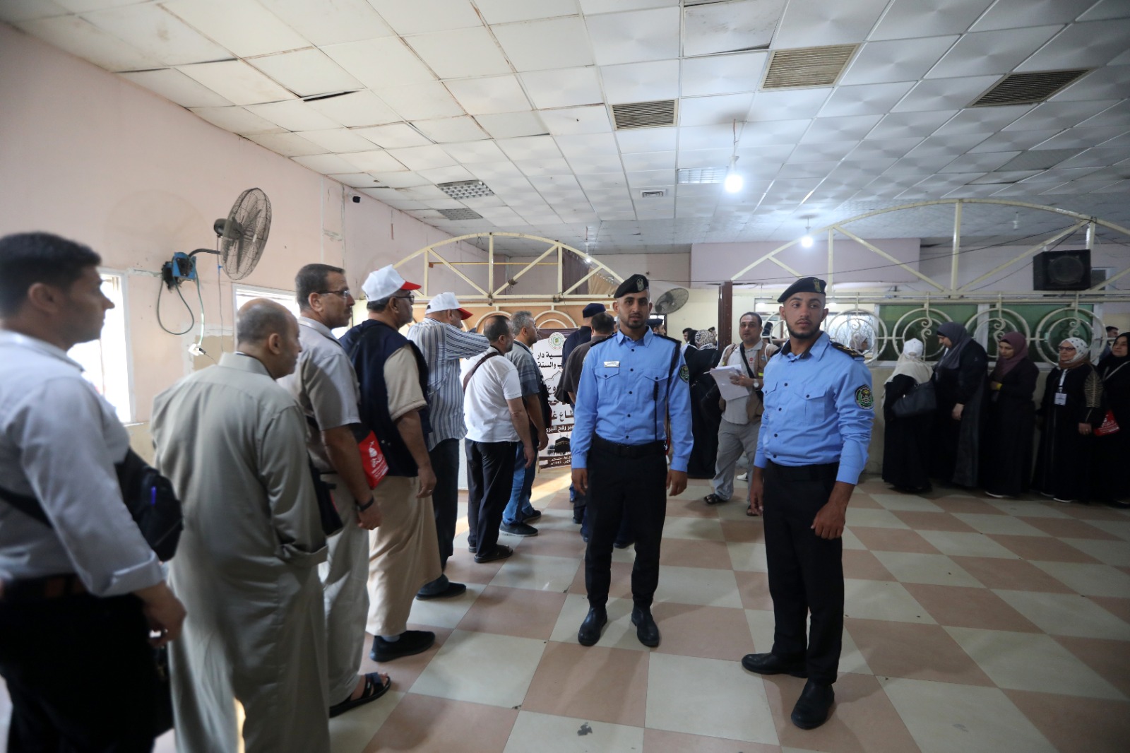 مغادرة حجاج قطاع غزة عبر معبر رفح 