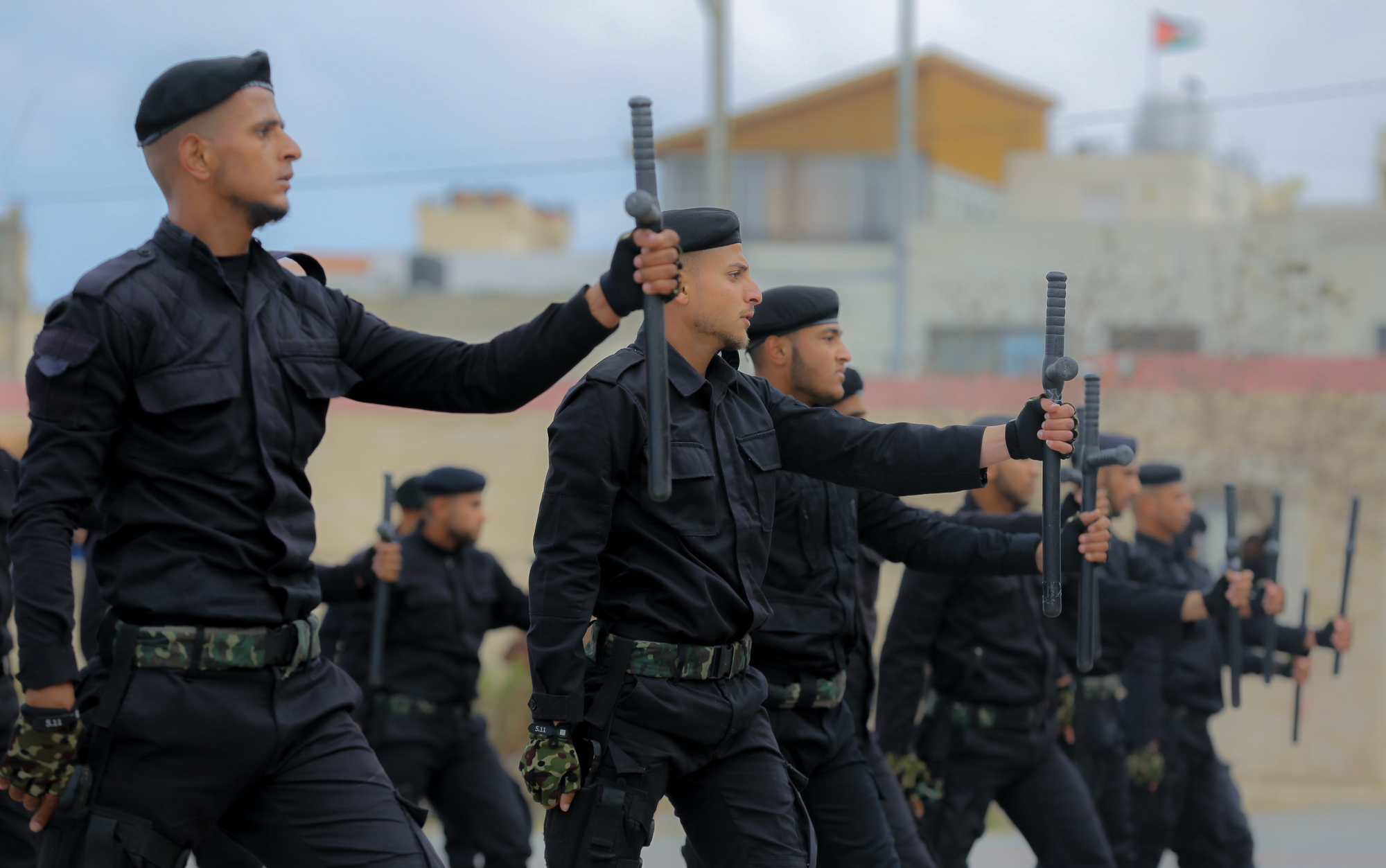 حفل تخريج دورة الخاصة الـ (10) ودورة المستجدين الـ (31) بالمديرية العامة للتدريب