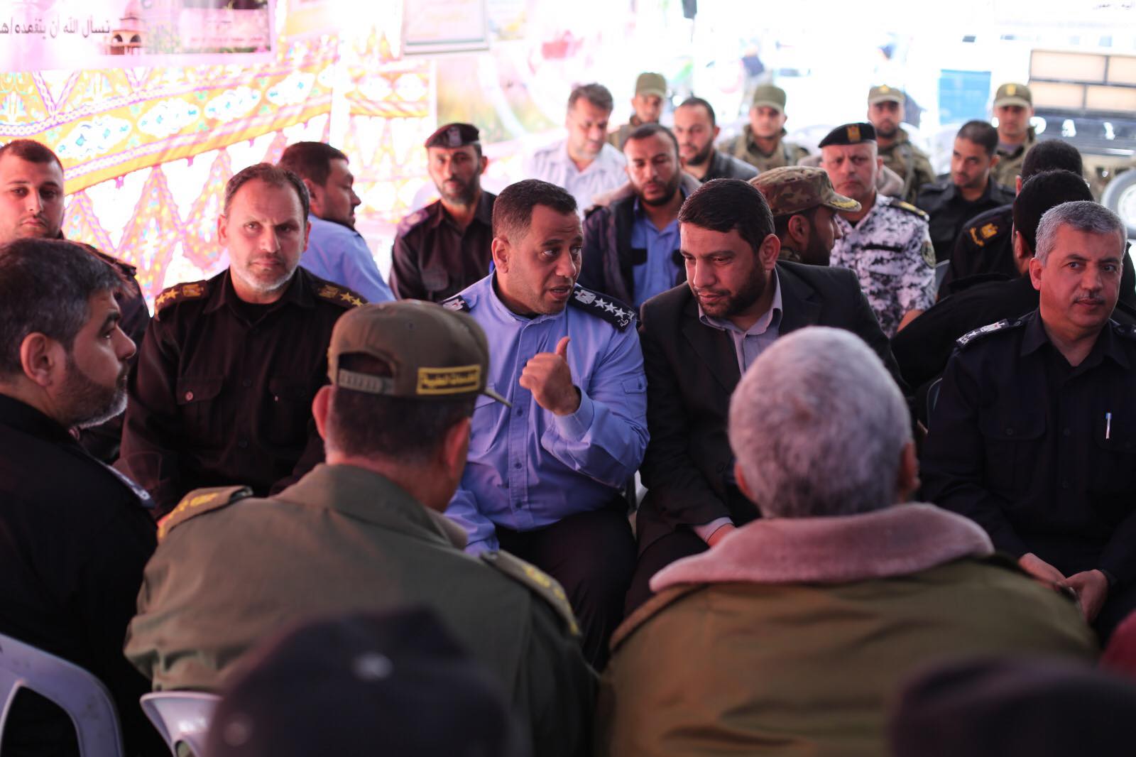 بالصور.. الداخلية تقدم واجب العزاء لذوي شهداء الجمعة الثانية من مسيرات العودة