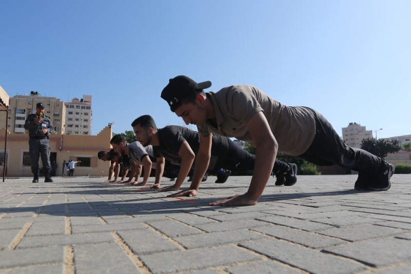  انطلاق اختبارات استيعاب ألف منتسب جديد لقوى الأمن الفلسطينية