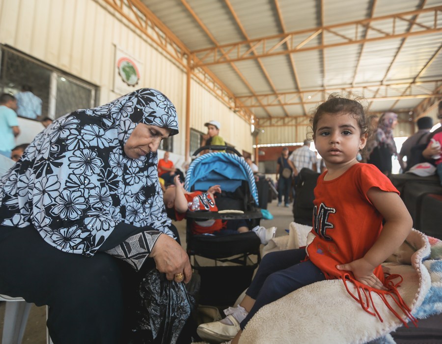 مغادرة الحالات الإنسانية عبر معبر رفح خلال فتحه استثنائياً ليومين