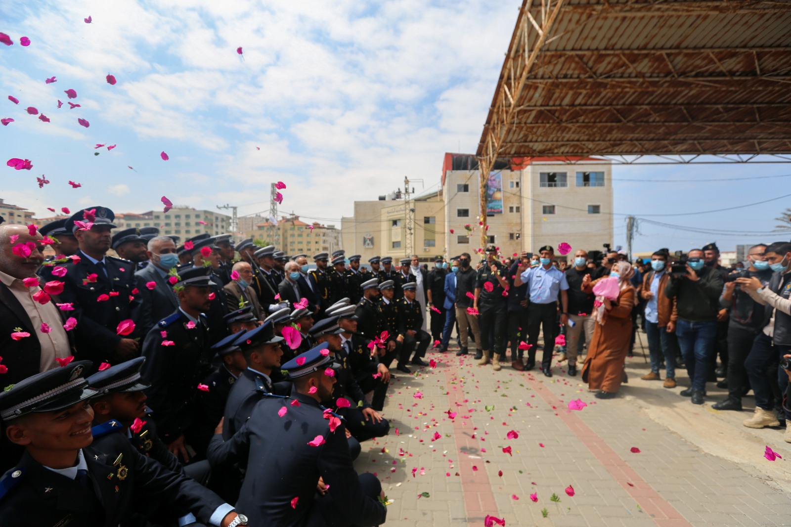 صور.. كلية "الرباط" تُخرج الدفعة التاسعة بكالوريوس "العلوم الشرطية"
