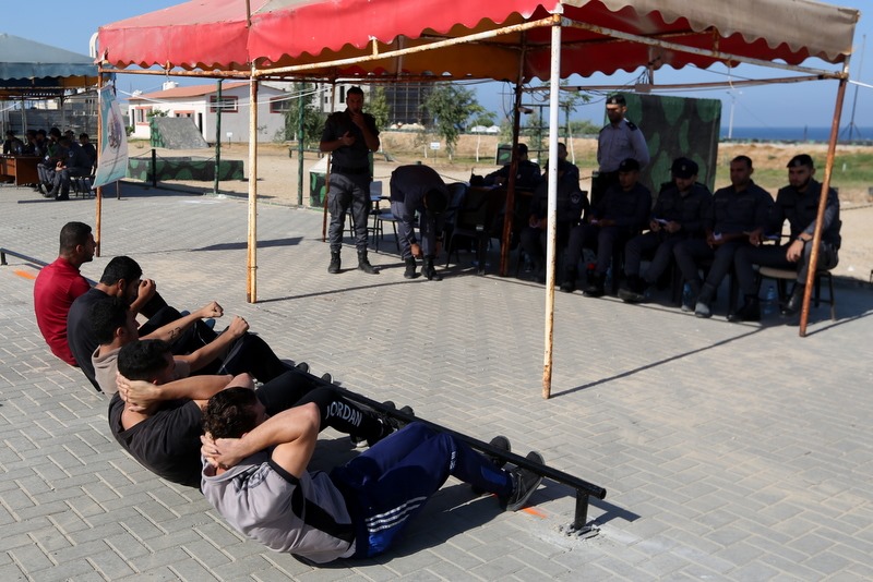  انطلاق اختبارات استيعاب ألف منتسب جديد لقوى الأمن الفلسطينية