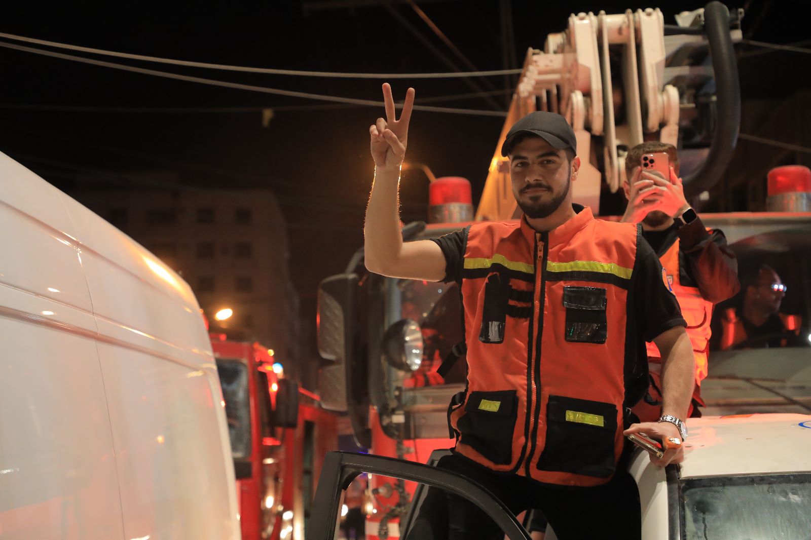 مؤتمر صحفي ومسير للطواقم الميدانية بأجهزة وزارة الداخلية مع بدء وقف العدوان الإسرائيلي على غزة